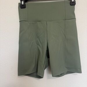 YITTY Olive Bike Shorts